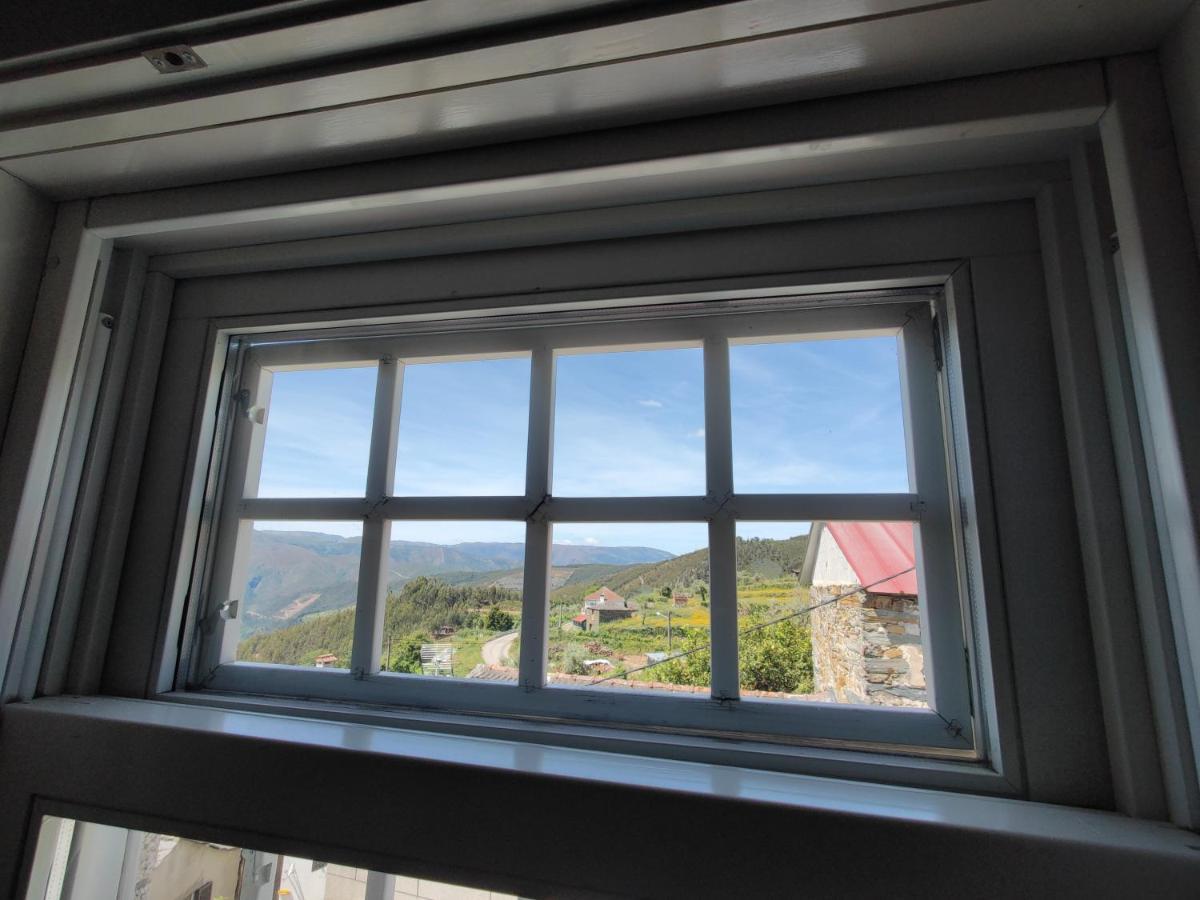 Vila Nazare Bed & Breakfast Castro Daire Eksteriør bilde