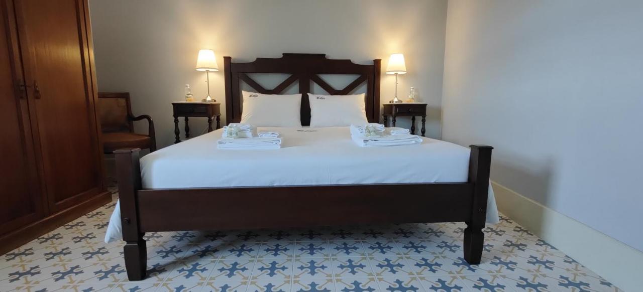 Vila Nazare Bed & Breakfast Castro Daire Eksteriør bilde